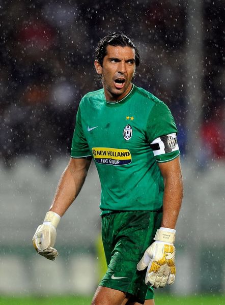 凯莱赫：萨拉赫真的很努力，他总是第一个来健身房的人