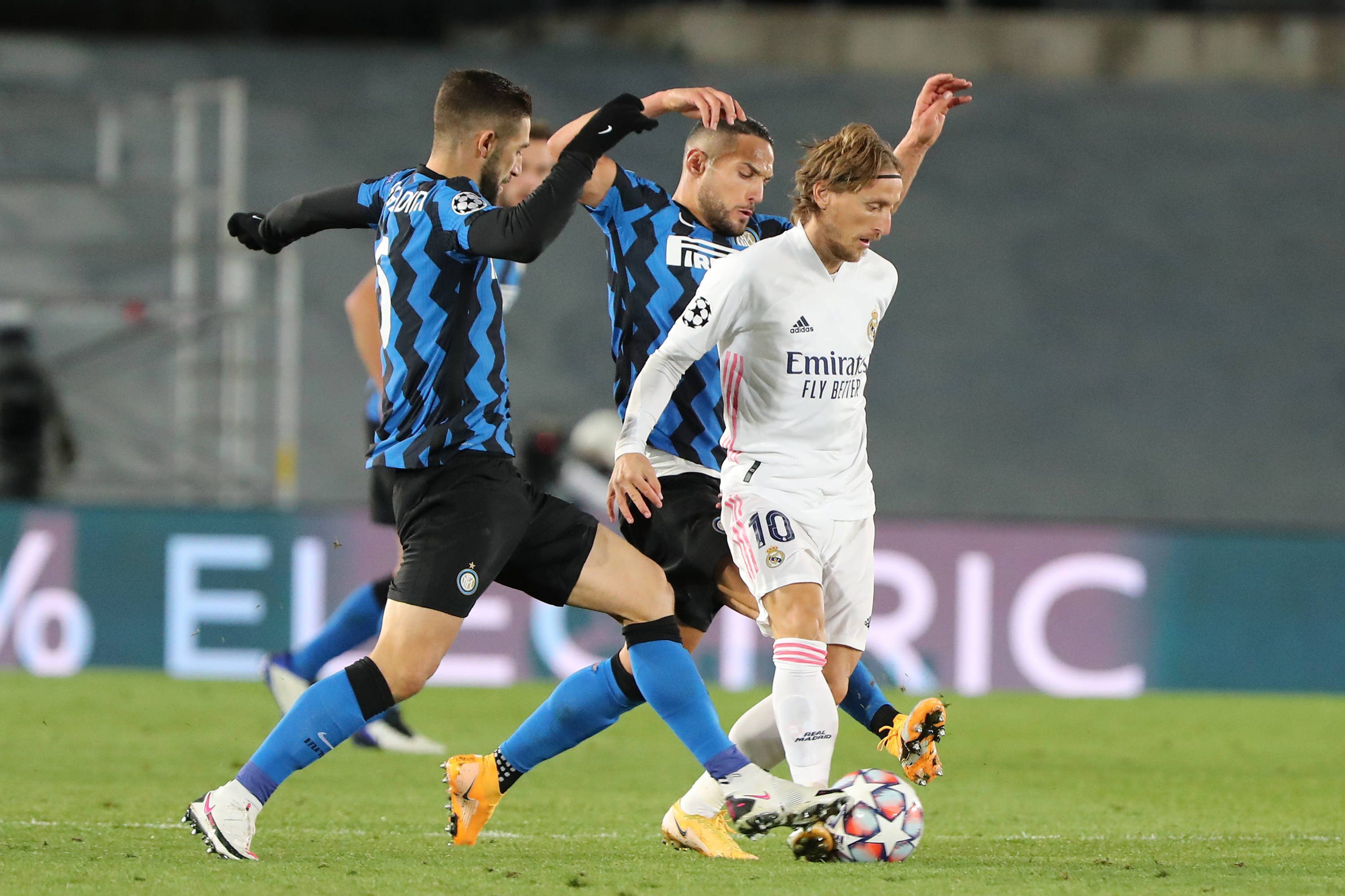 尤文公布战葡体大名单：伊尔迪兹回归，凯利、布雷默缺席