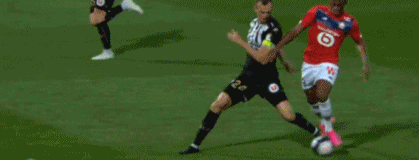 曼联非洲杯三国脚下轮恐缺阵，仍在谈判！阿莫林披露德里赫特伤情